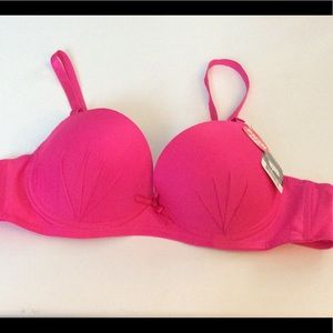 Ladies Push Up Underwire Bra’s NWT